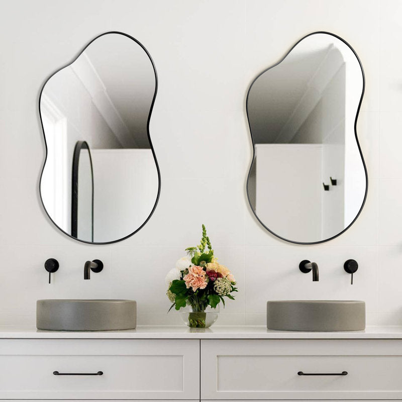 Miroir mural asymétrique en métal Agnete, style irrégulier, pour salle de bain