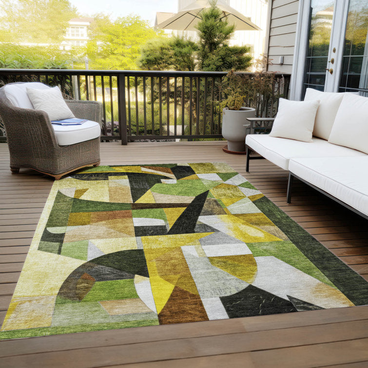 Green machine washable indoor/outdoor rug, 8x10