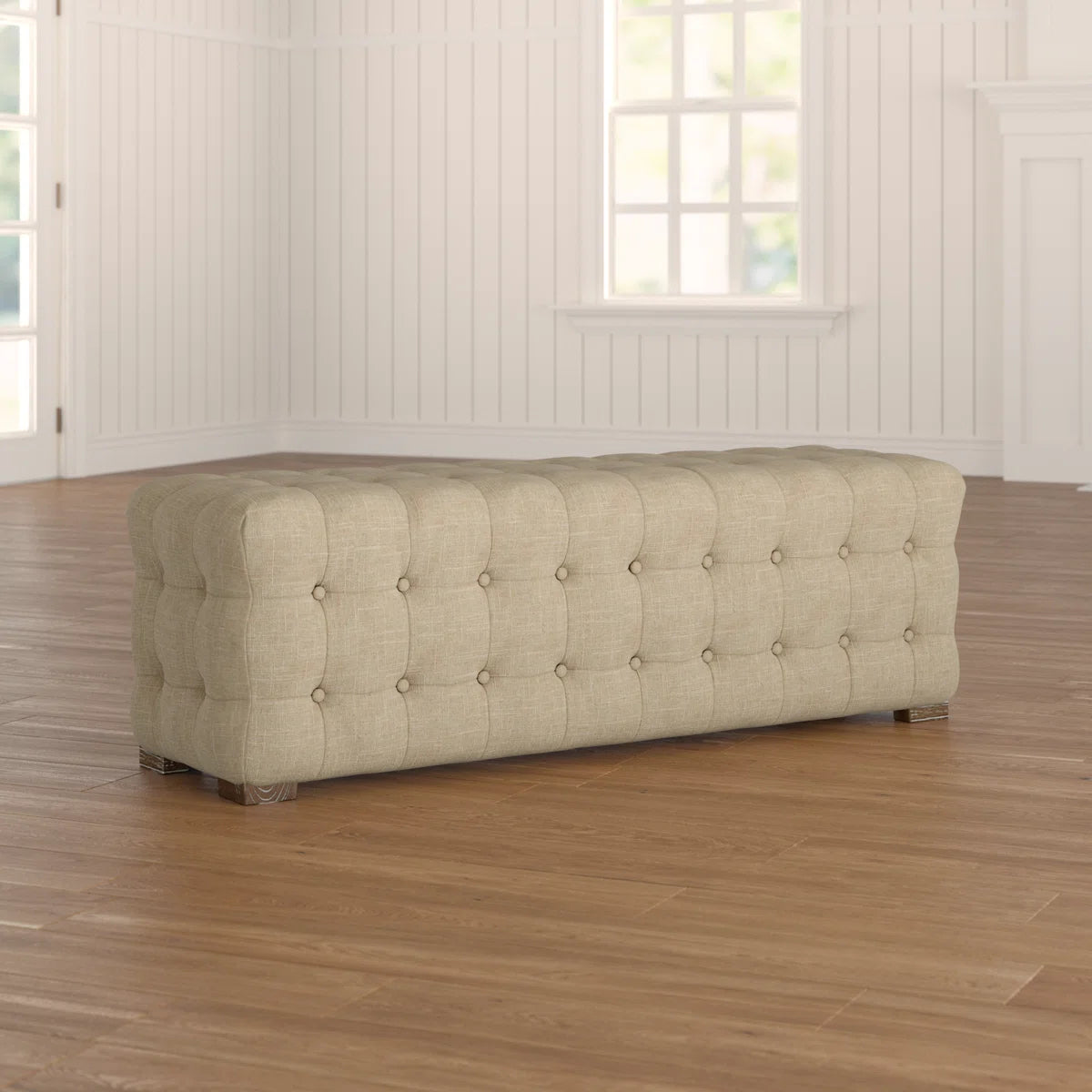 Banc recouvert de lin 