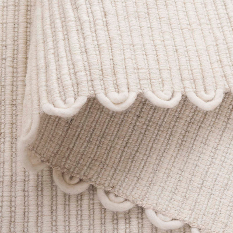 Quaniyah Hand-woven Ivory Striped Wool Rug 6x9 ft