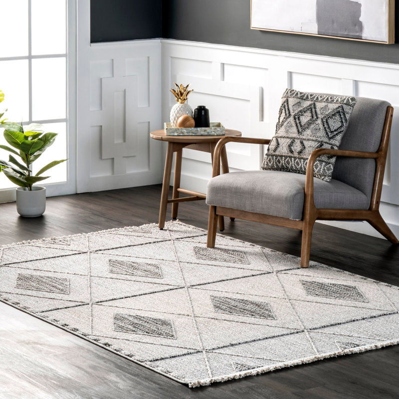 Geometric Grey White Area Rug, 6'7'' X 9'10''