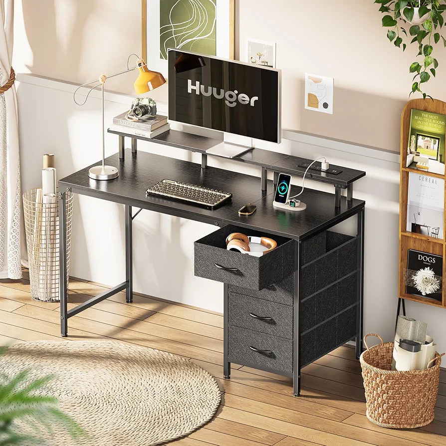 Bureau informatique Huuger 47 pouces avec prises de courant et lumières LED, bureau de gaming avec 4 tiroirs, bureau d'ordinateur avec support d'écran, pour étude, travail à domicile, petits espaces, noir