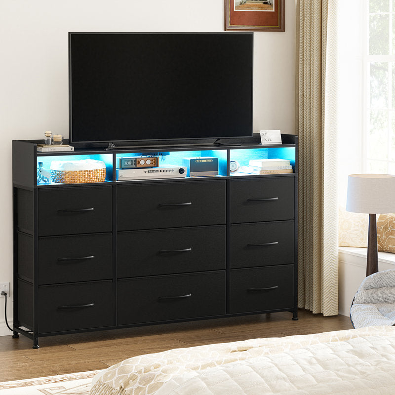Commode Cheo à 9 tiroirs avec étagère ouverte à 2 niveaux, prise électrique et éclairage LED, commode de 43 pouces de largeur pour chambre à coucher (NOIR)