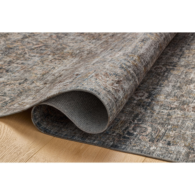 Tapis lavable en machine Dove / or Amber Lewis x Loloi 107 cm x 168 cm