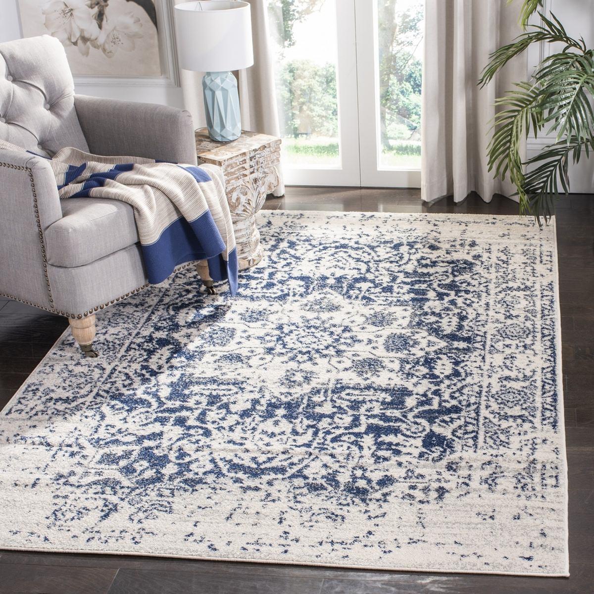 Safavieh Madison Cream - Navy Area Rug 6'7 x 9'2"
