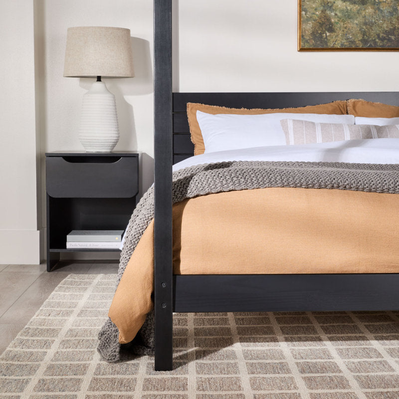 Hanhalyn Solid Wood Canopy Bed