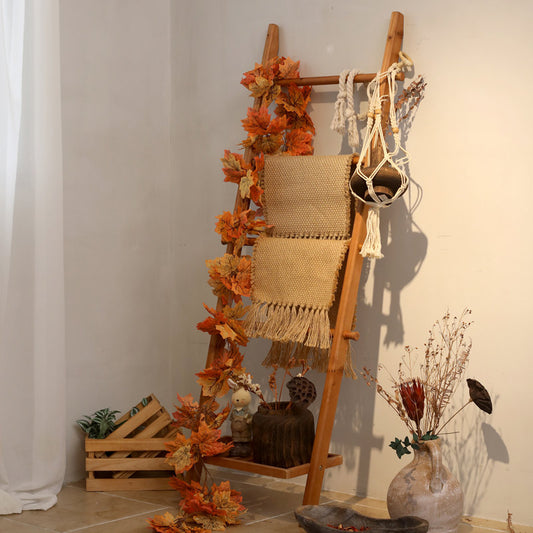 Échelle de toit en bois de 57 po avec tablette inférieure, Gracie Oaks